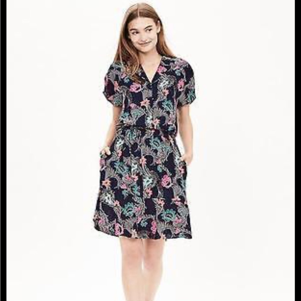 Banana Republic Navy Print Belted Flounce Shirtdress Size 2